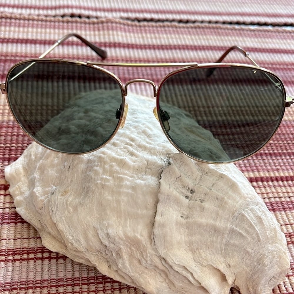 Gold frame tinted aviator sunglasses unisex fashion